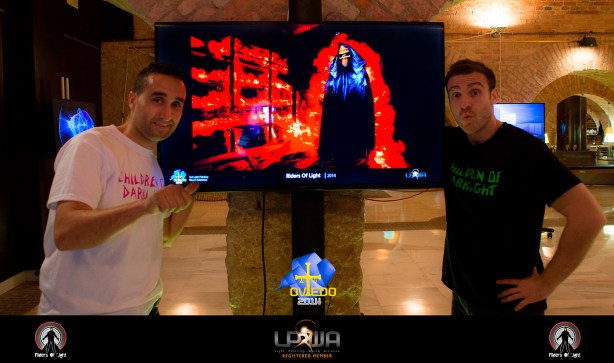 DSC_1971 WEB con logo Oviedo